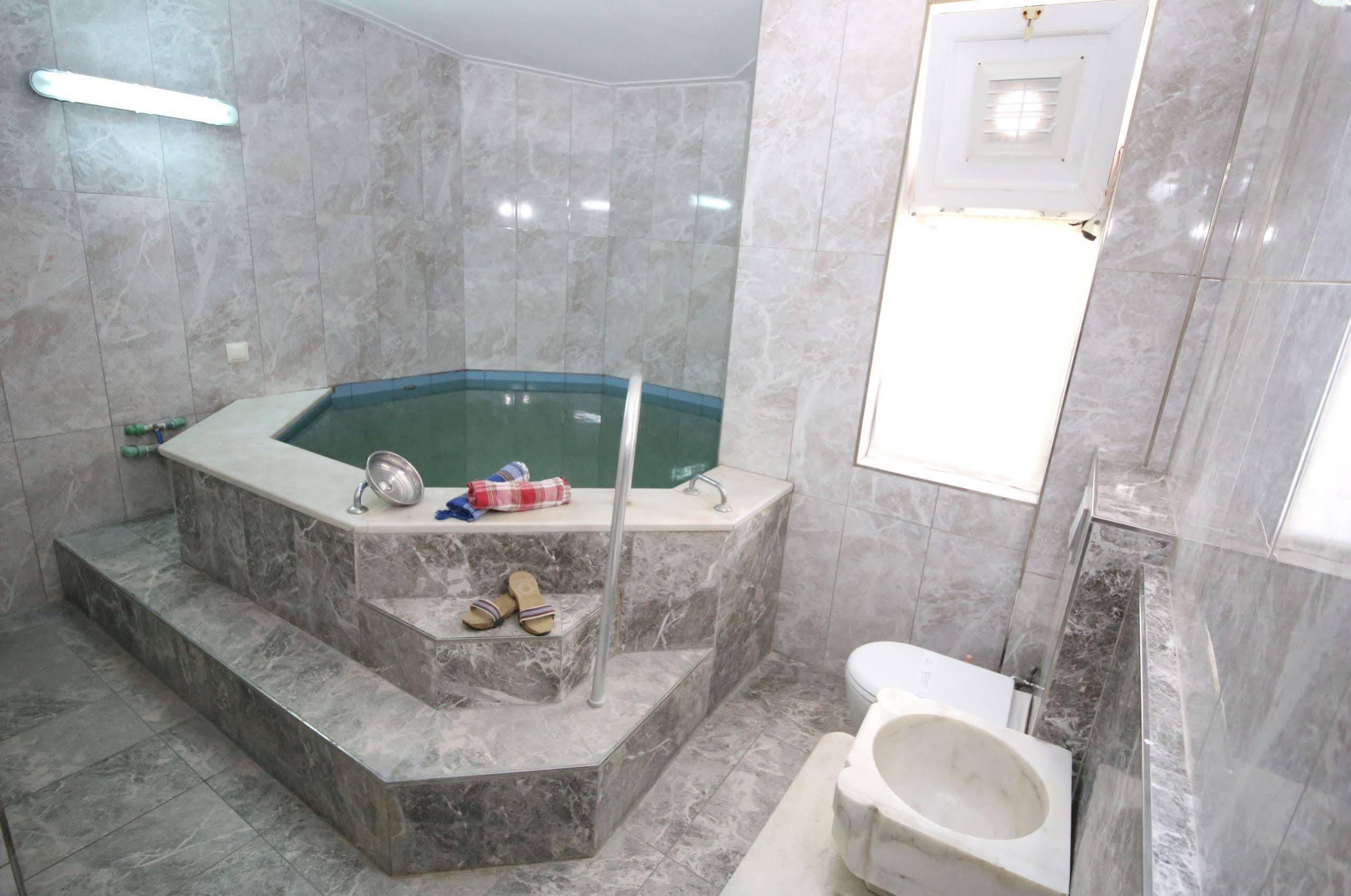 Ceylan Termal Saglikli Yasam Koyu Villa Eskişehir Luaran gambar