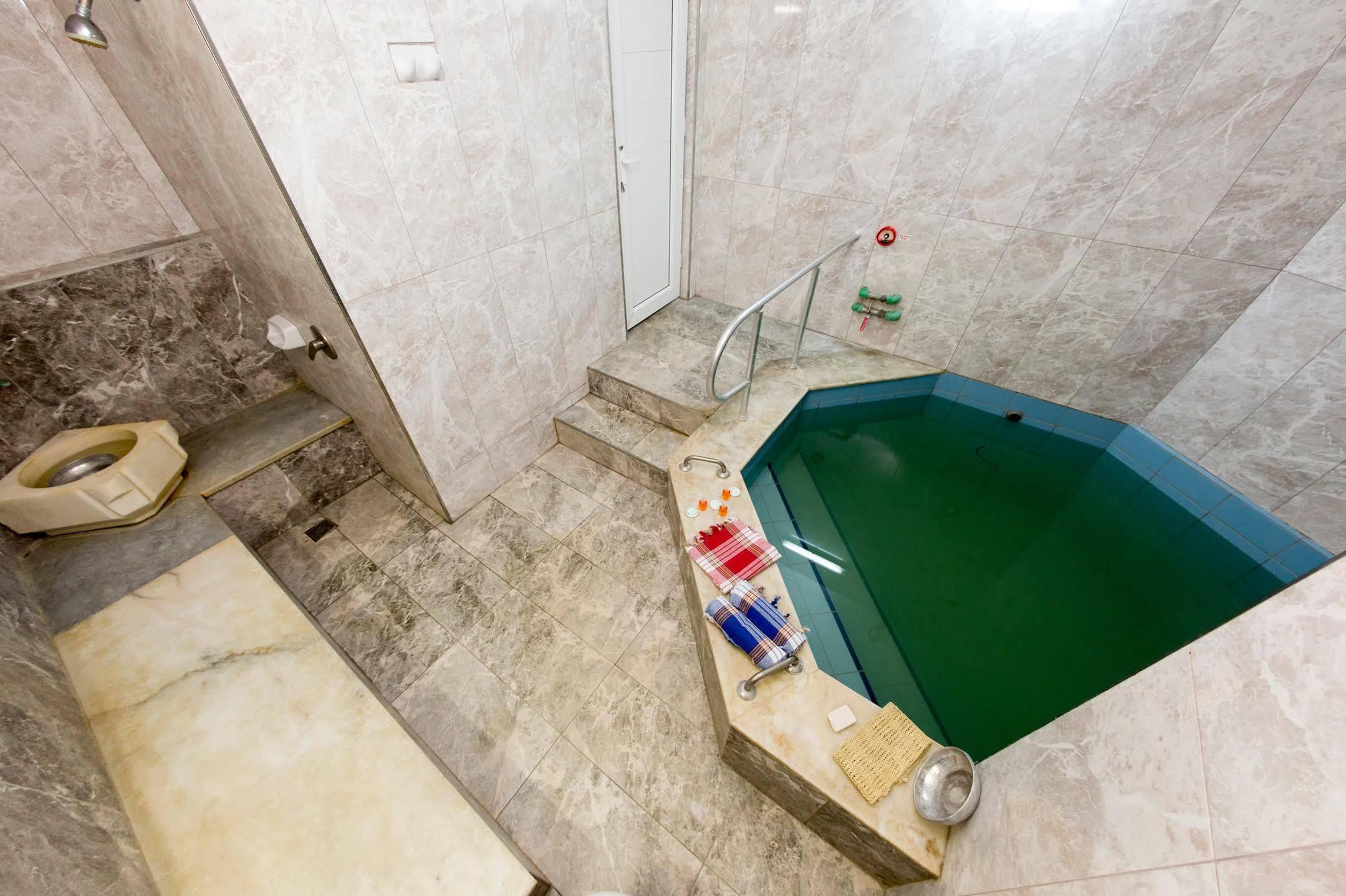 Ceylan Termal Saglikli Yasam Koyu Villa Eskişehir Luaran gambar