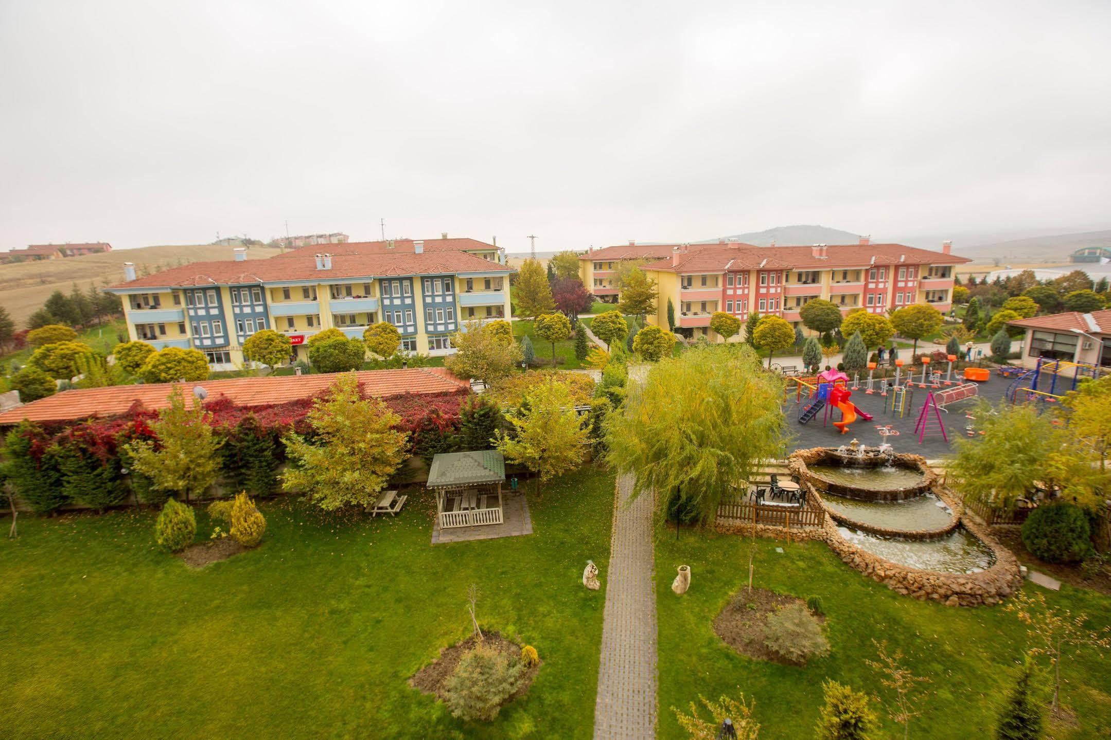 Ceylan Termal Saglikli Yasam Koyu Villa Eskişehir Luaran gambar